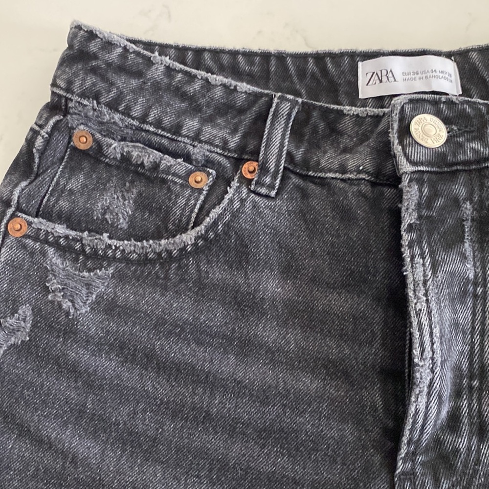 Zara Shorts - Picture 2 of 4